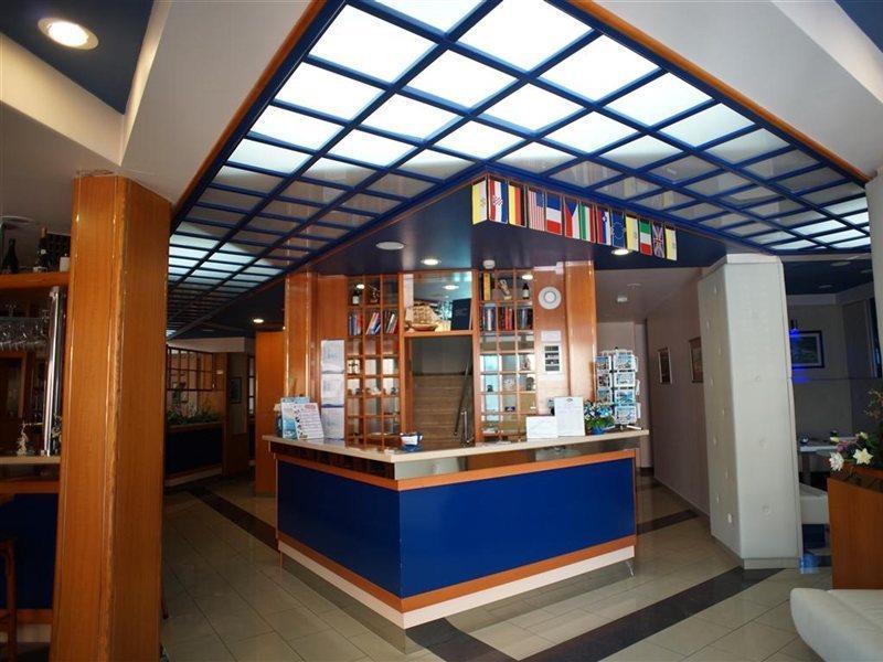Hotel Conte Промайна Екстер'єр фото
