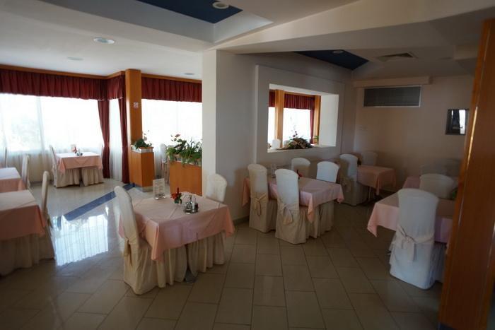 Hotel Conte Промайна Екстер'єр фото