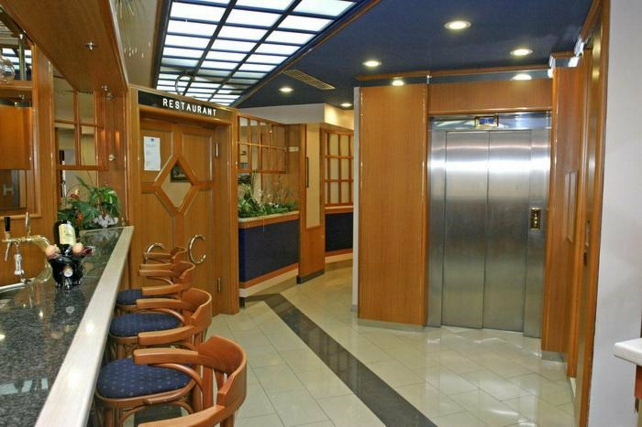 Hotel Conte Промайна Інтер'єр фото