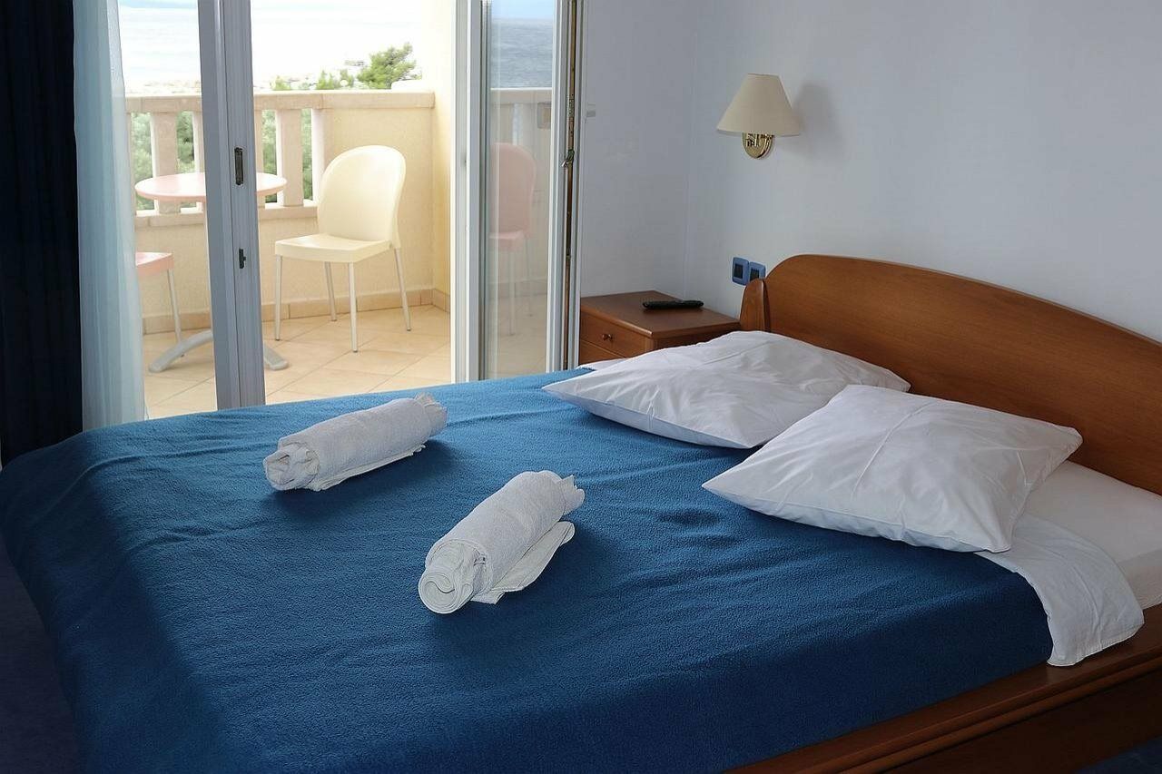 Hotel Conte Промайна Екстер'єр фото
